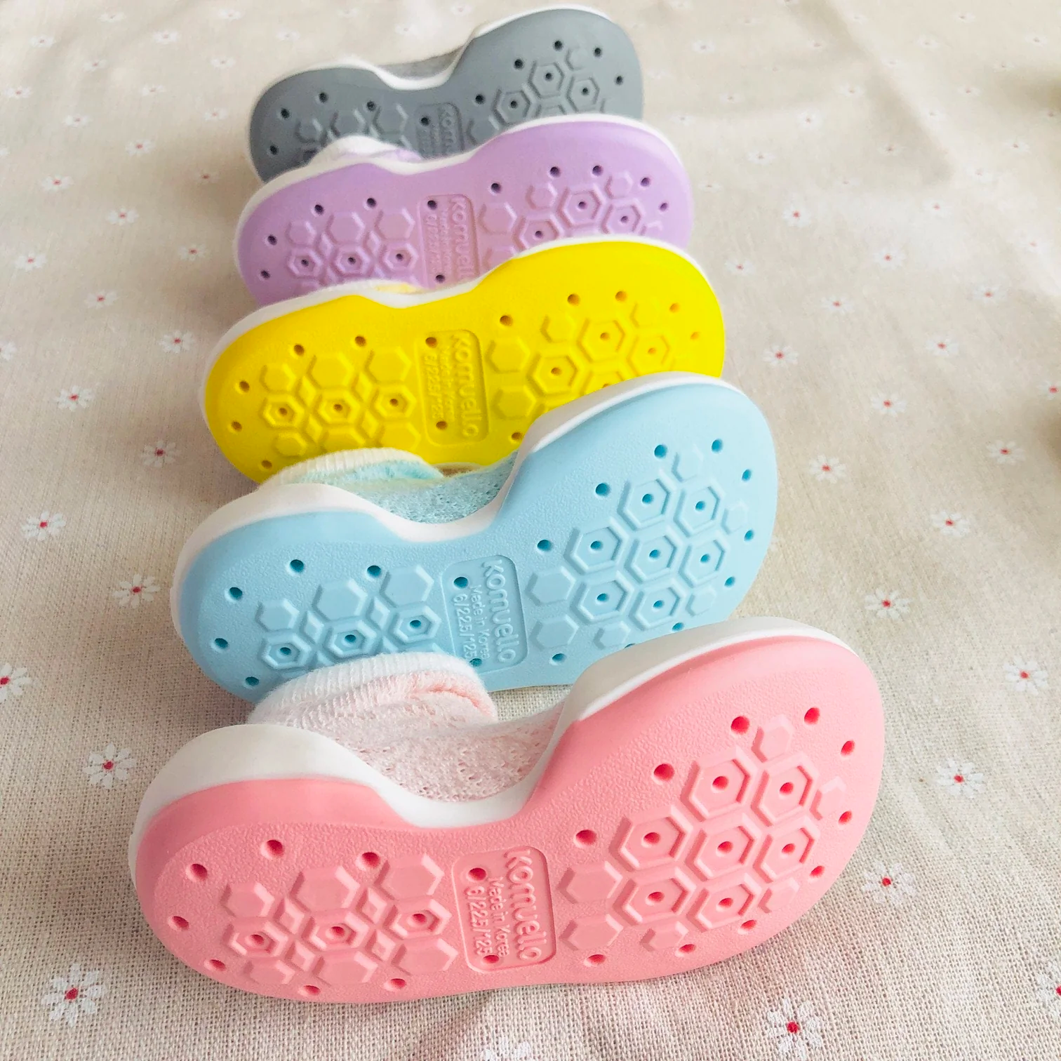 Komuello seoul shoes mesh sneakers