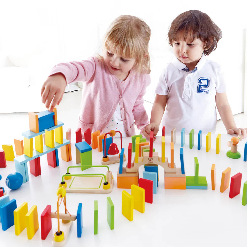 HAPE Dynamo Dominoes 3yrs+