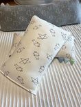 Load image into Gallery viewer, Baa Baa Sheepz Head Pillow - Kids Cute Big Star & Sheepz / White
